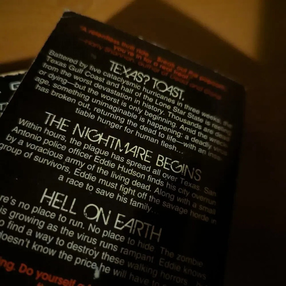 Bundle of Zombie / Apocalypse Books - Picture 4 of 5